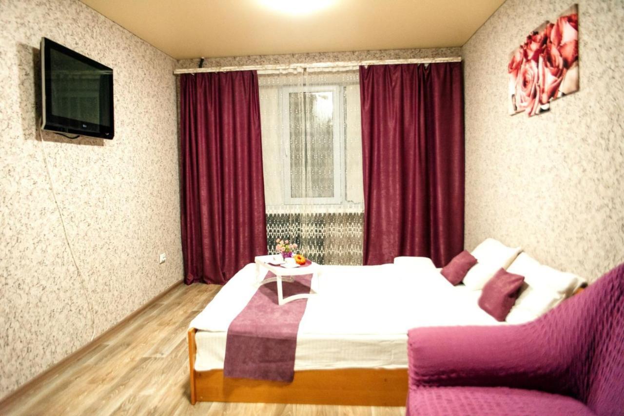 затишна в центрі, ближче до софіївського парку. Apartment